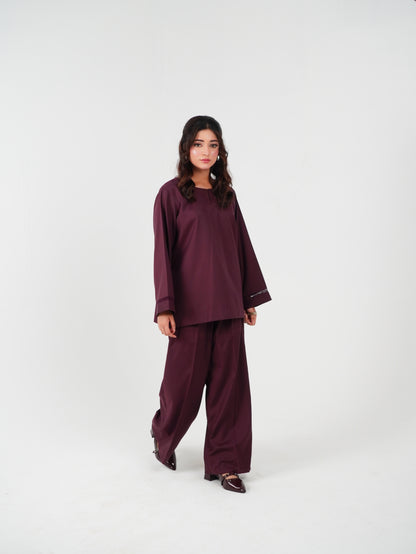 The Plum Poise